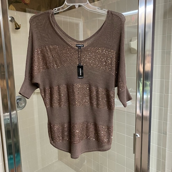 NWT EXPRESS SWEATER - Picture 2 of 6